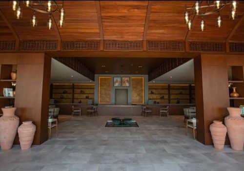 Alila-Hinu-Bay-P053-Lobby-View.16x9