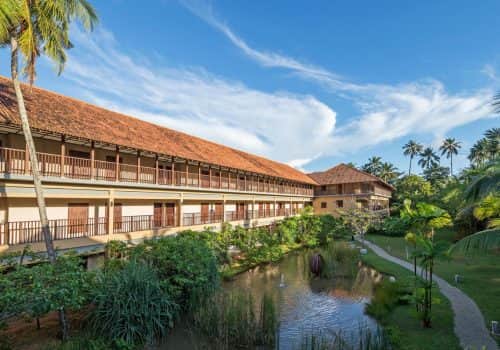 Anantara_Kalutara_Resort_Exterior_view_Lagoon_Wing_with_Garden-1277x913