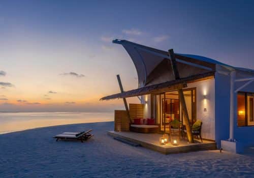 Cinnamon Hakuraa Huraa Platinum Beach Bungalow (1)