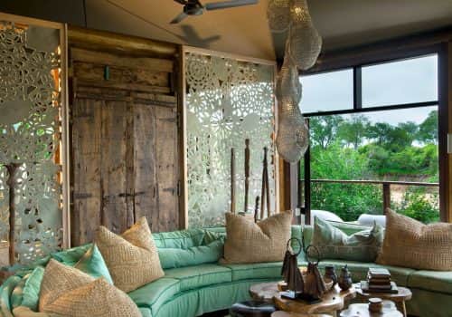 Guest-Area-at-andBeyond-Ngala-Tented-Camp-_1_