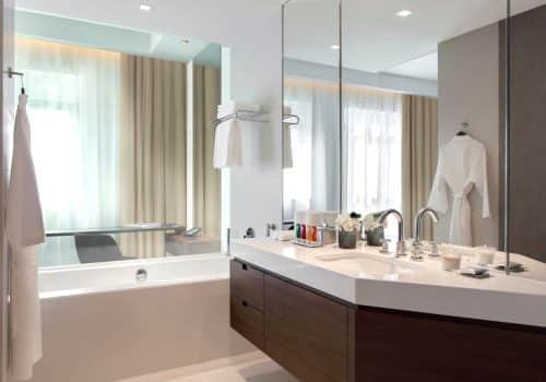 Heritage Hotel DXB Bathroom (1)