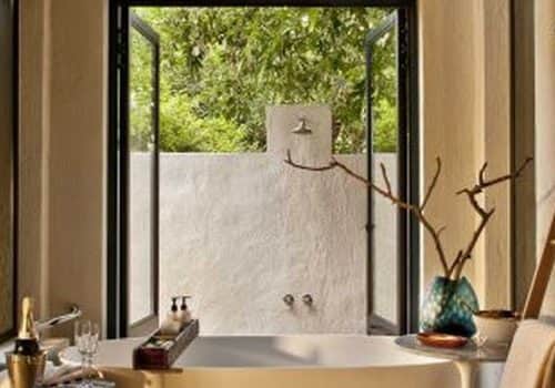 Little_Bush_Camp_-_Bathroom_2