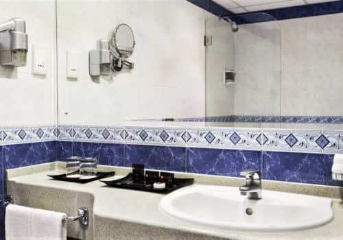 Oman Hotels - Ramada by Wyndham Qurum Beach - Oman Rundreise (4)