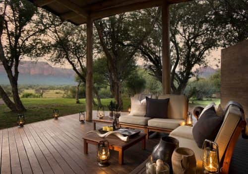 Quiet deck area overlooking the panoramic mountain vista